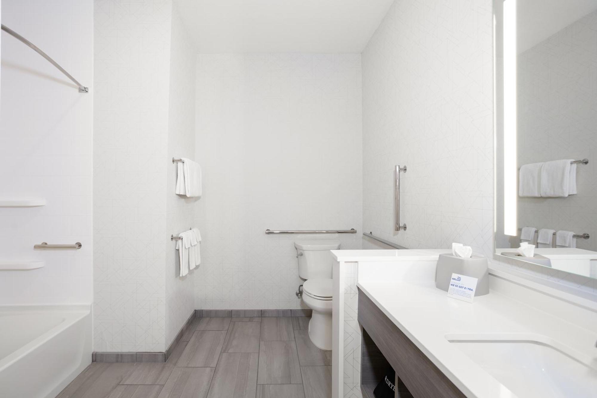 Holiday Inn Express & Suites Augusta W - Grovetown By Ihg Extérieur photo